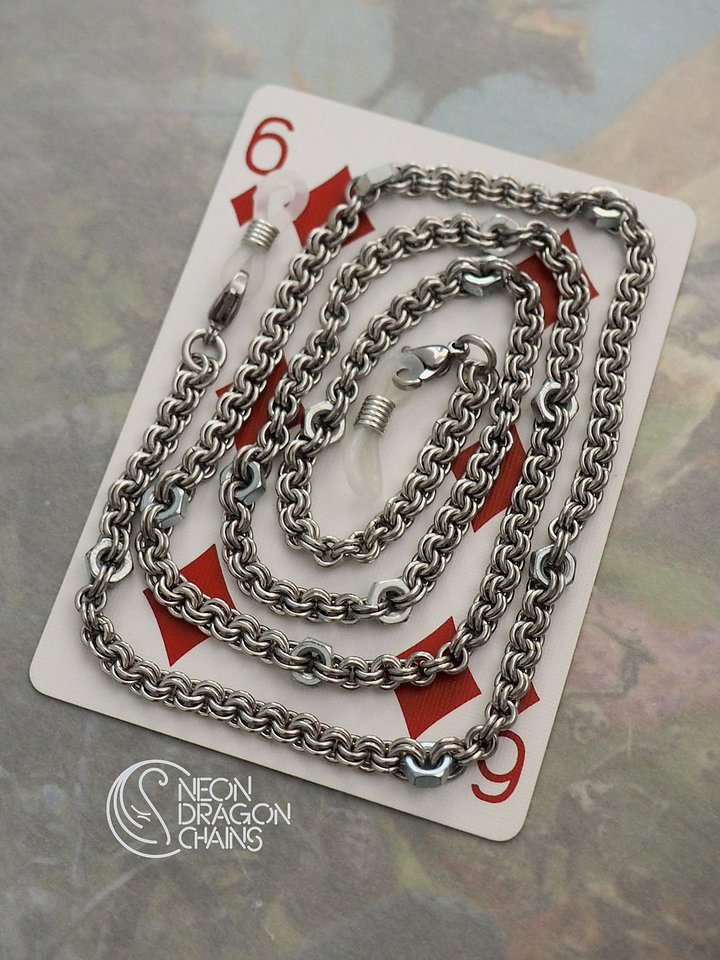 Dark Moon Glasses Chain product image (2)