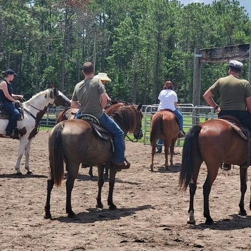 On this #tbt We remember one of the very first clinic and trail rides we did for #veterans and #goldstarfamilies We were so p...