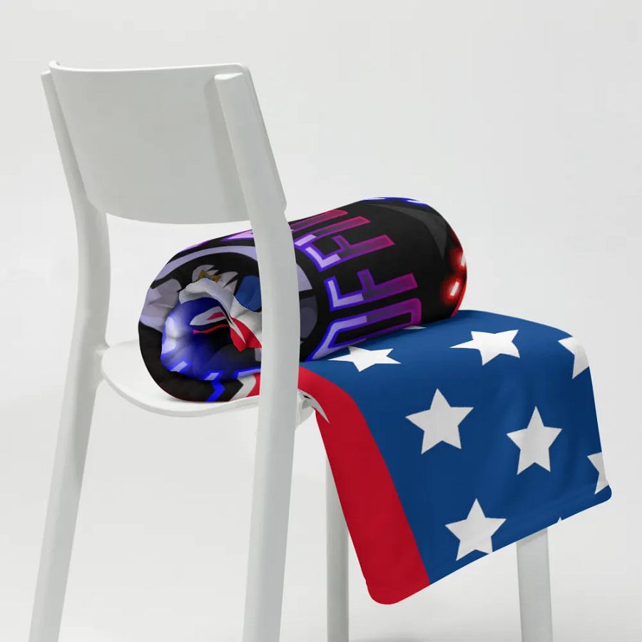 Patriot Wolf Throw Blanket product image (20)