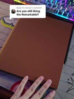 Replying to @valasaz Soooo much better than the iPad for notetaking and writing! #study #remarkable2 #remarkable #tablet #uni #engineering #australia 