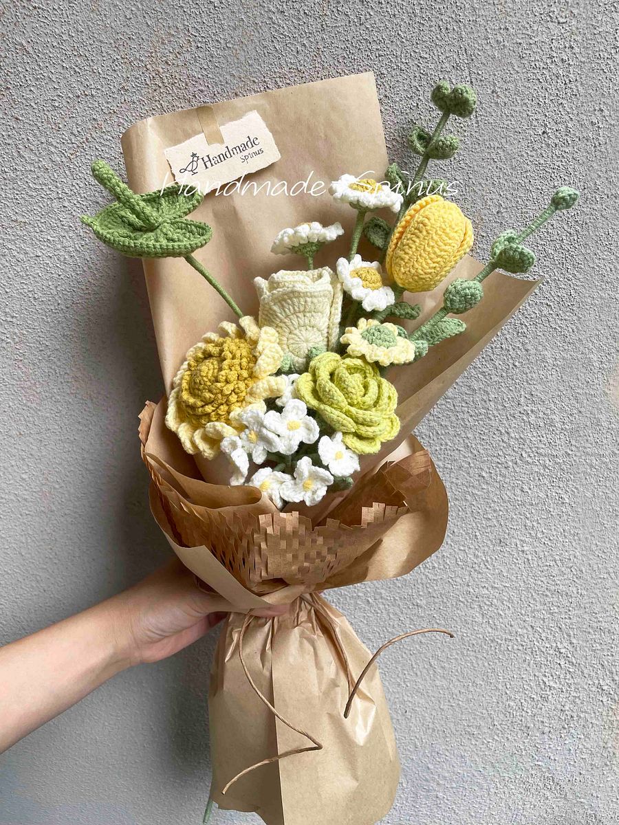 Warm Yellow Sunflower Crochet Knit Bouquet product image (3)