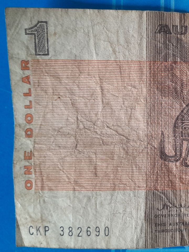 One Australia dollar product image (1)