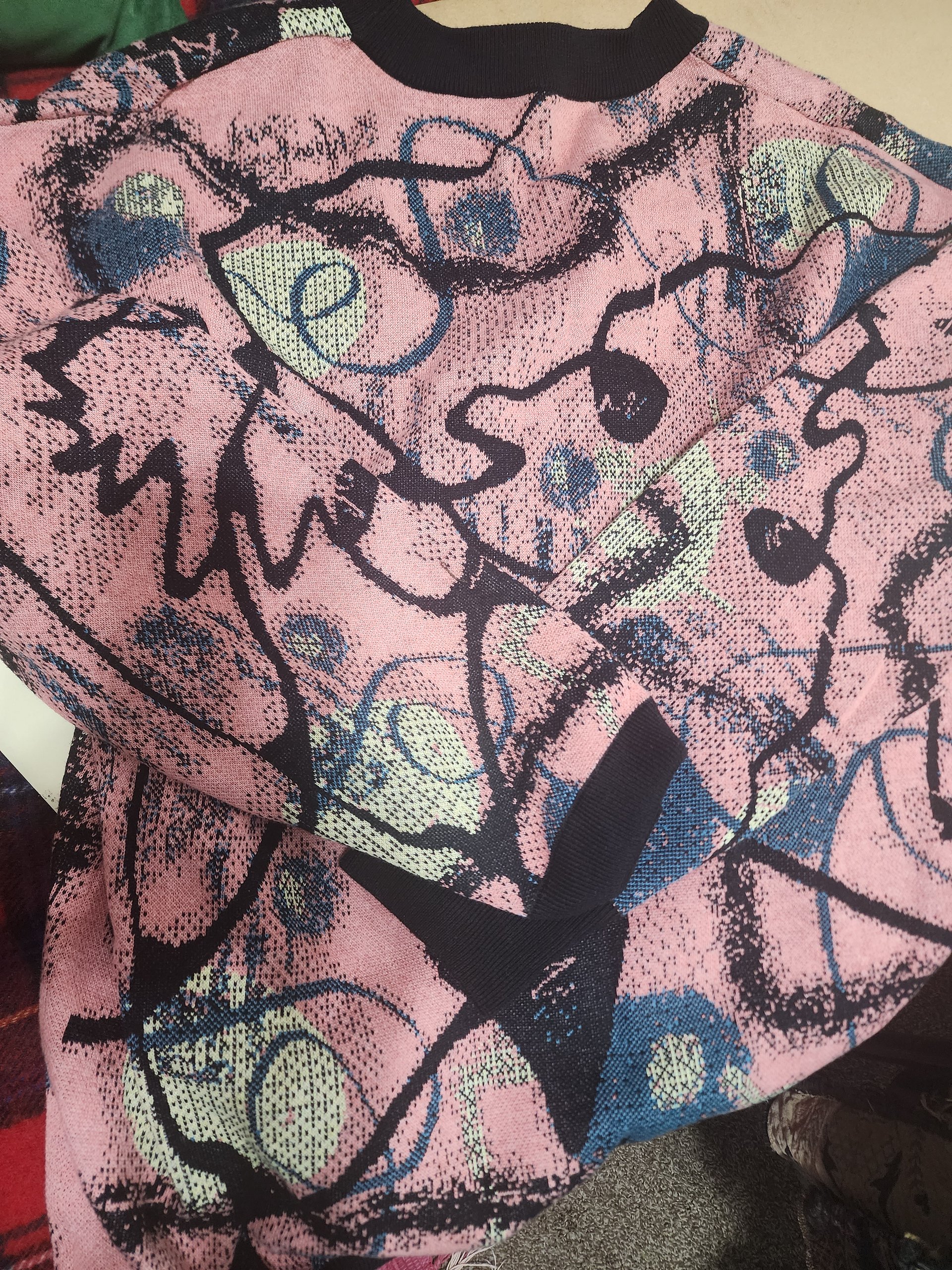 ArtyKnit Ugly Sweater 'Scribble Pink' product image (3)