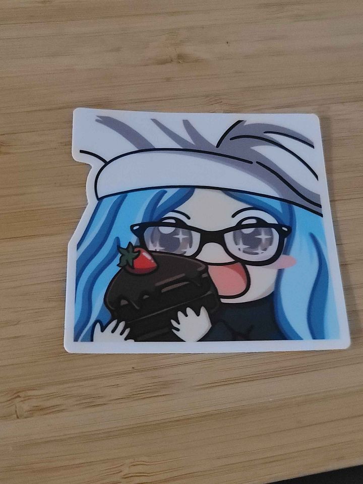 Cake Emote product image (1)