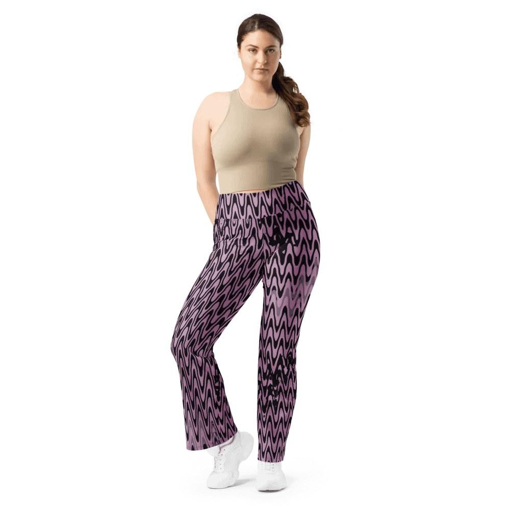 The Nora Flare Leggings product image (1)