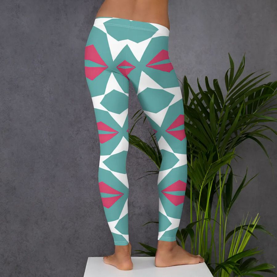 Symmetry Fusion All-Over Leggings product image (6)