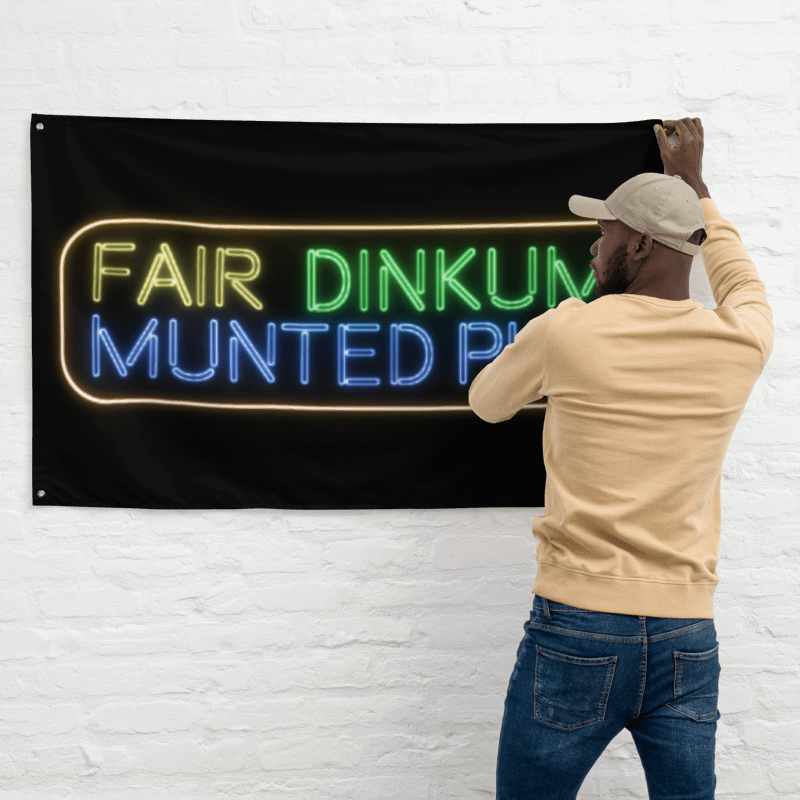 Munted Pub Flag product image (1)