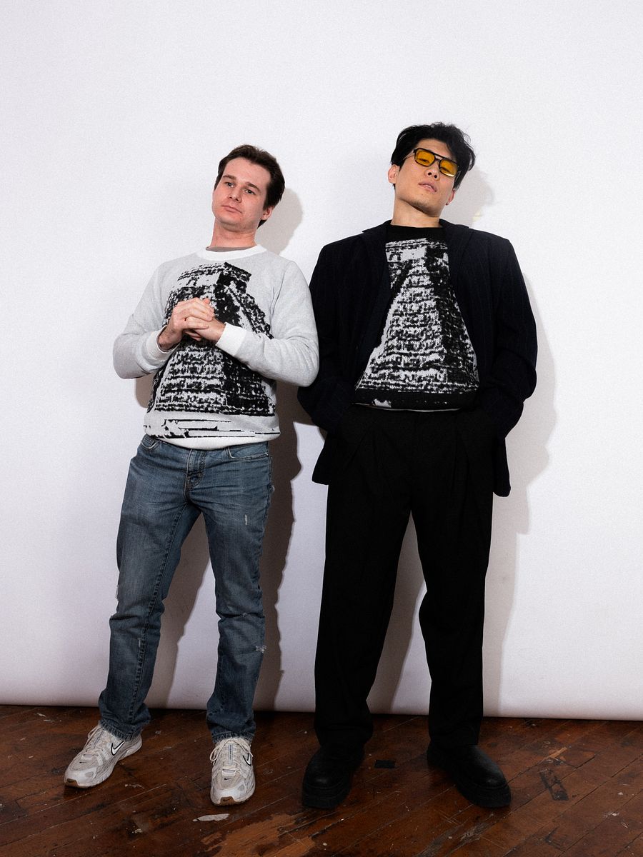 L'AGENCE PYRAMID KNITTED SWEATSHIRT LIMITED EDITION - BLACK product image (4)