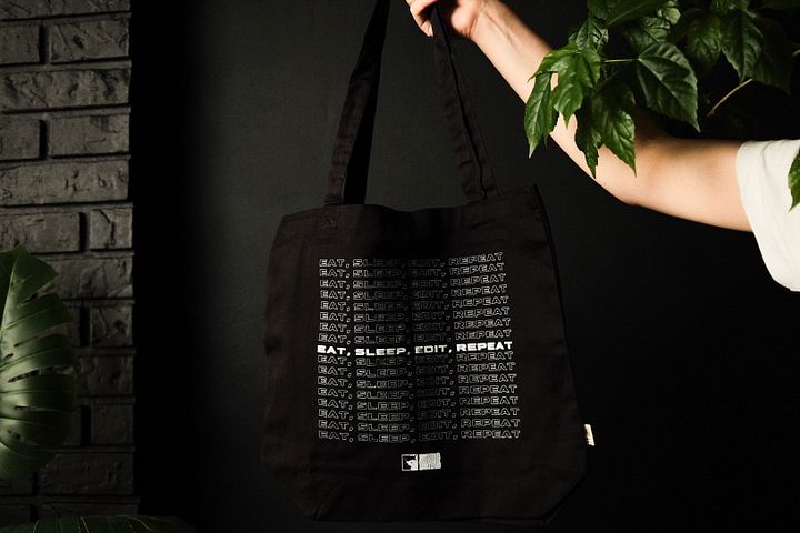 Editor's Essential Tote Bag product image (2)