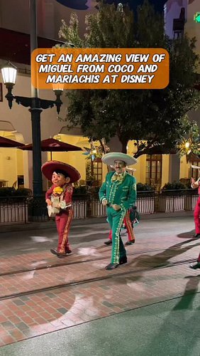 Get this view of Miguel from Coco without waiting!!

A Musical Christmas with Mariachi Alegría de Disneyland & Miguel happens...