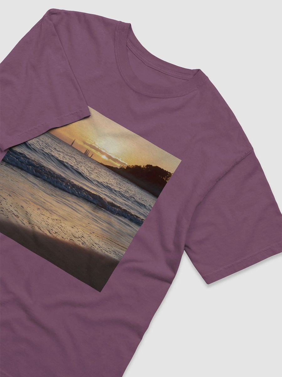 Where Mountains Meet the Sea: Coastal Mountain Range T-Shirt product image (31)