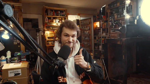 Video thumbnail