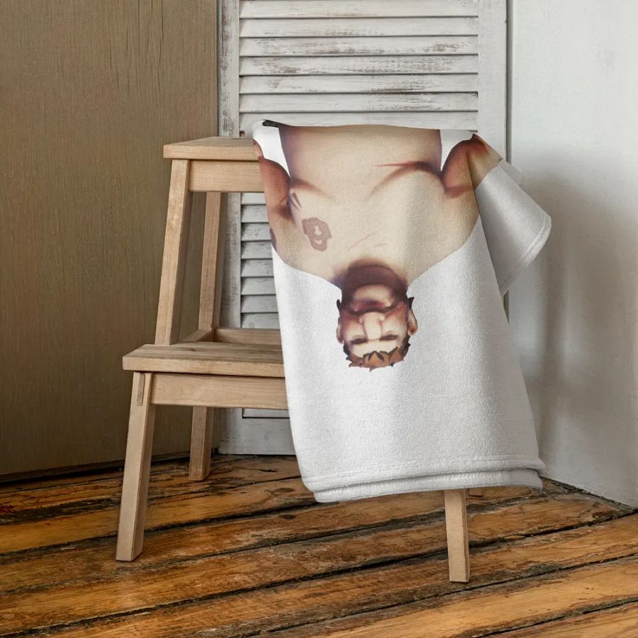 Gus Towel product image (4)