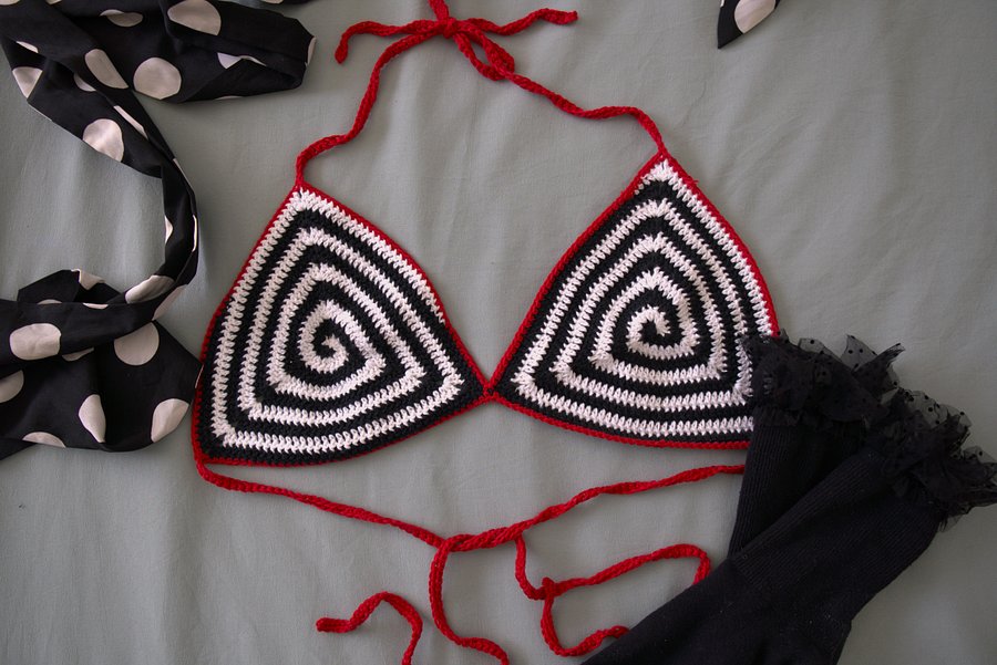 Swirly Whirl Crochet Top product image (5)