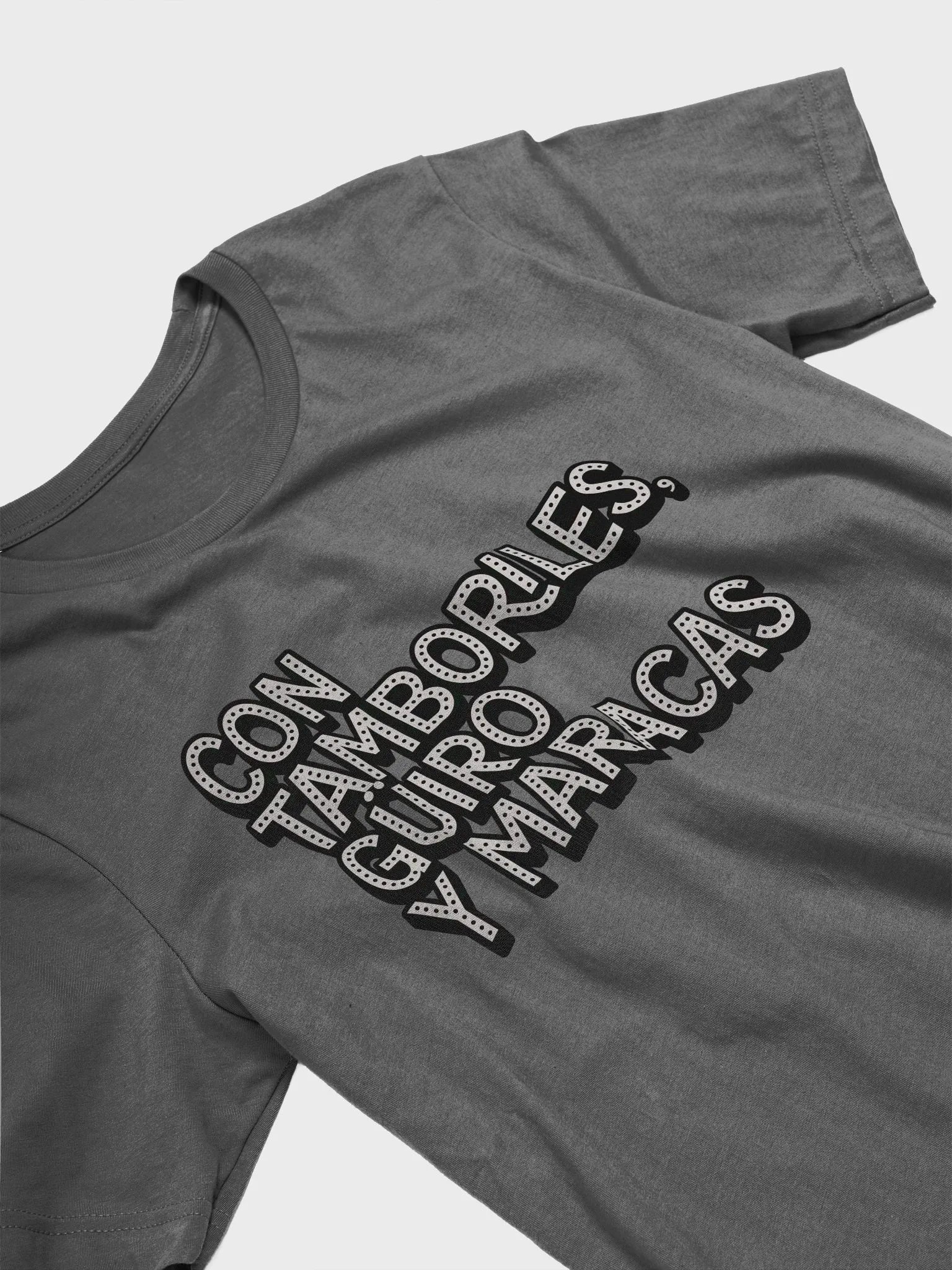 Con Tamboriles, Güiro y Maracas Camiseta Unisex product image (3)