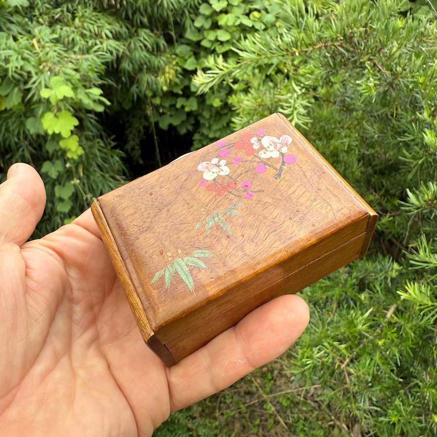 🎎 Vintage Japanese Wooden Crayon Box – Mid Showa Era – Japan Antique Roadshow product image (11)