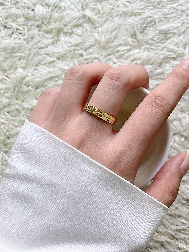 Hammered Texture Band Ring | 18K Gold Plated product image (9)