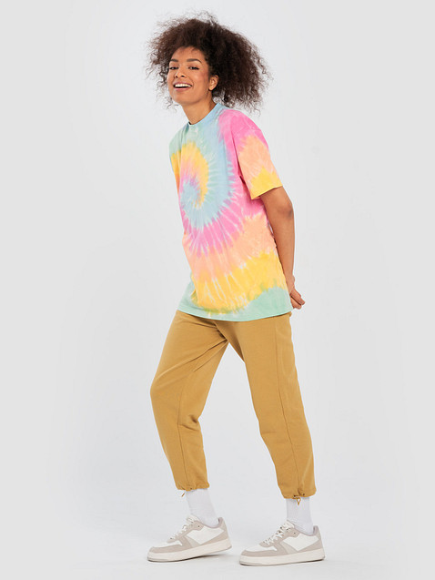 Photo showing Shaka Wear Oversized Tie-Dye T-Shirt