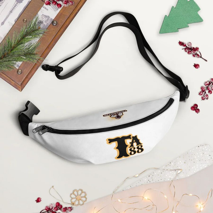 belt bag with logo product image (10)