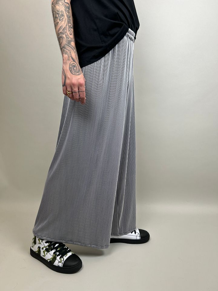 Baggy Pants product image (2)