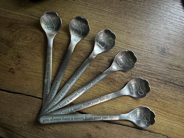 Fan-ILY Paw Spoon product image (2)