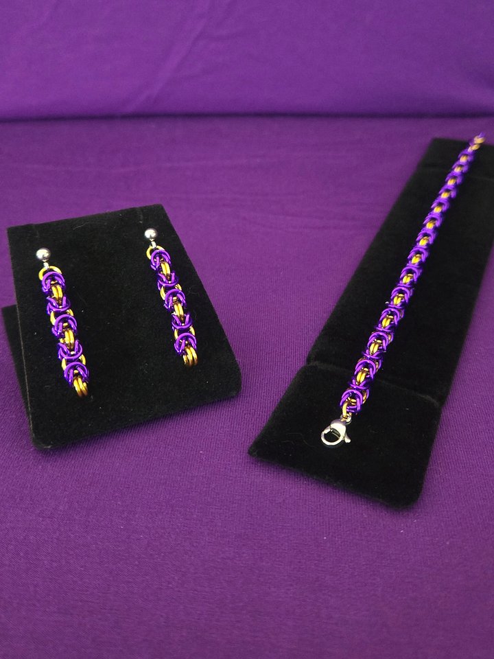 Chainmail Bracelet and Earring - Purple and Gold product image (1)
