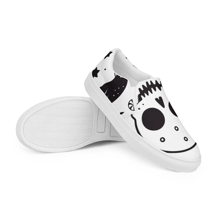 Men's Slip-On Canvas Shoes with Large Skull Design 💀 product image (12)