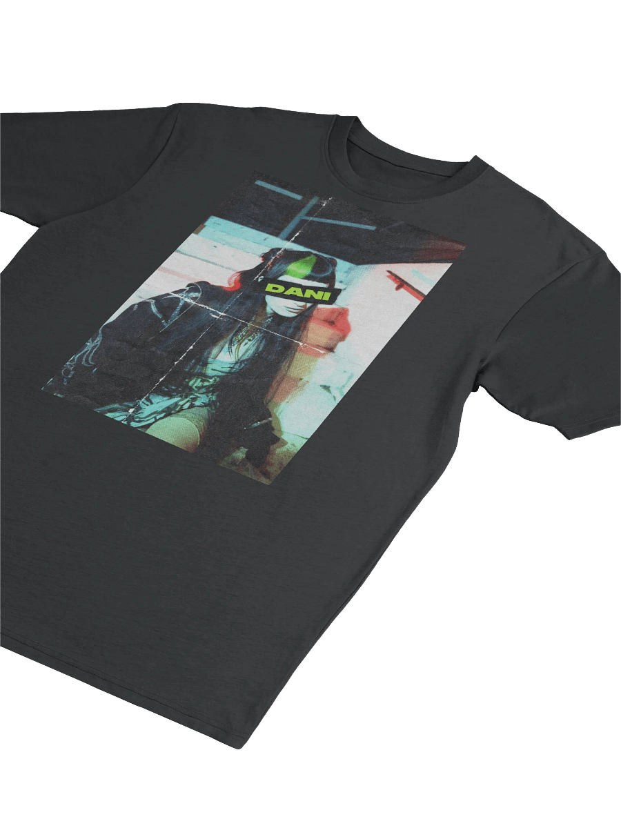 Whos is DANI THORNE - Tshirt product image (3)