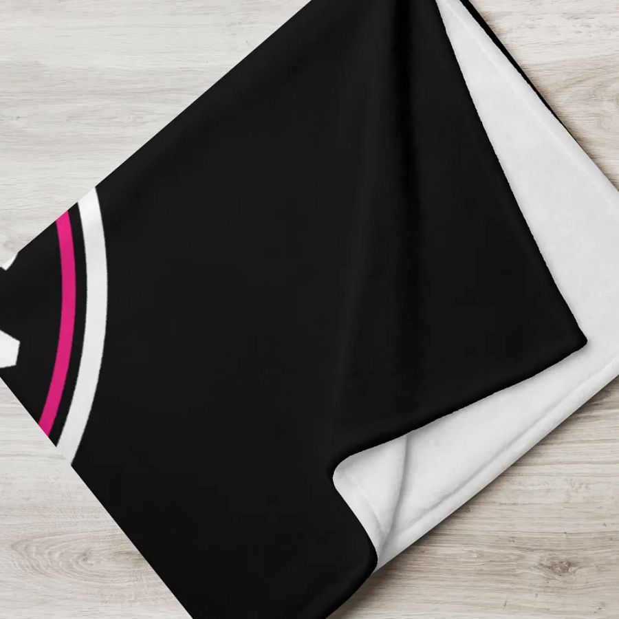TG Badge Blanket product image (9)