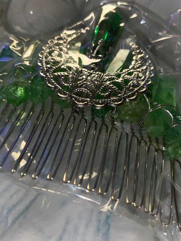 Emerald Moon Crystal Hair Accessories Pin product image (2)