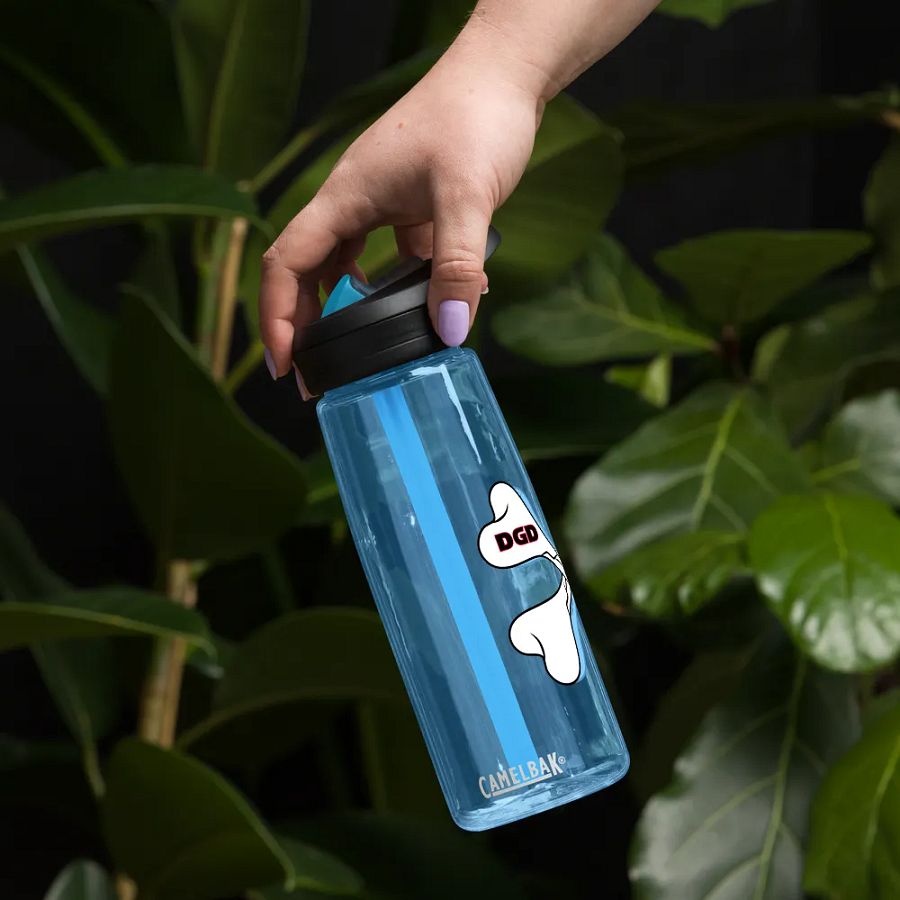 Crossbones CamelBak Water Bottle product image (62)