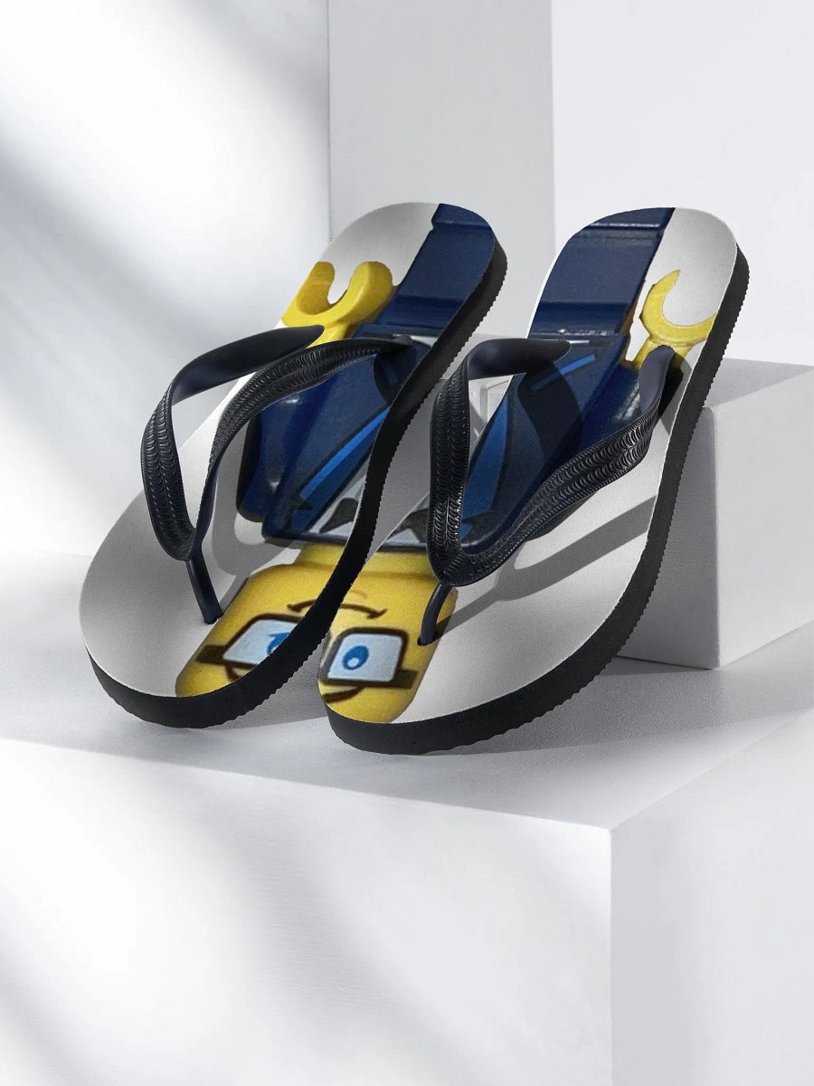 Nerdmin Slippers product image (2)