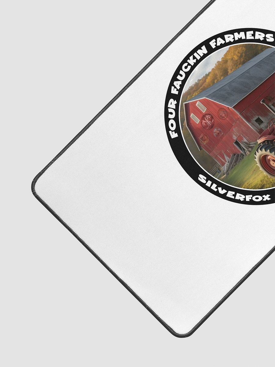 4FF deskmat product image (3)