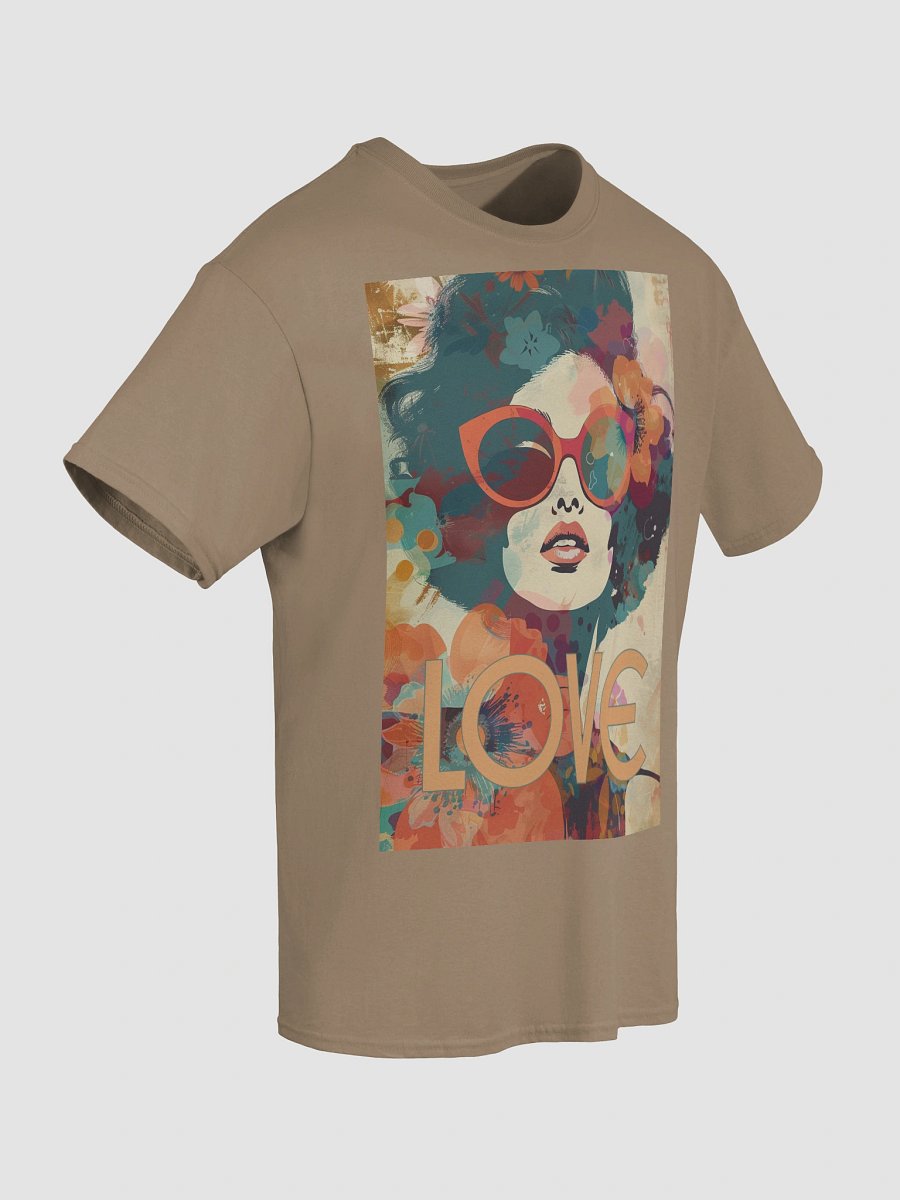 LOVE Retro T-Shirt – 60s Collage Art of Woman in Vintage Style product image (24)
