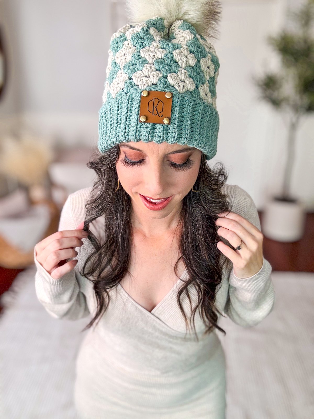 Diamond Granny Stitch Crochet Hat Pattern product image (6)