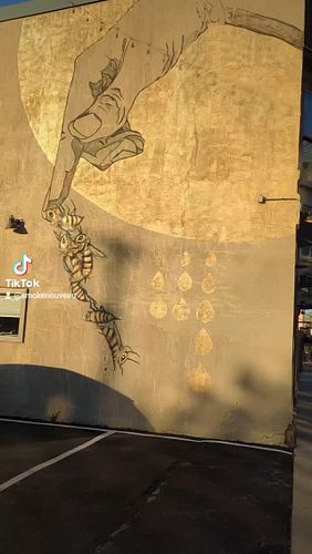Visited one of my earliest murals this weekend off Broadway in Green Bay, WI (completed in 2018)

These golden girls change w...