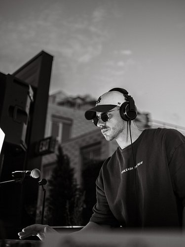 Silent Skies EP on @woutrecords catching some fall heat 🍂🔥 

Have you had a chance to listen yet?

We received some nice earl...