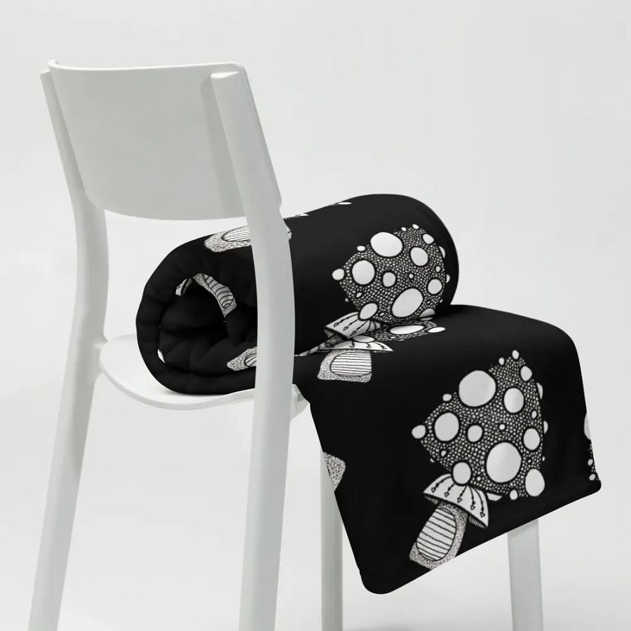 Mushroom Clusters Throw Blanket product image (20)