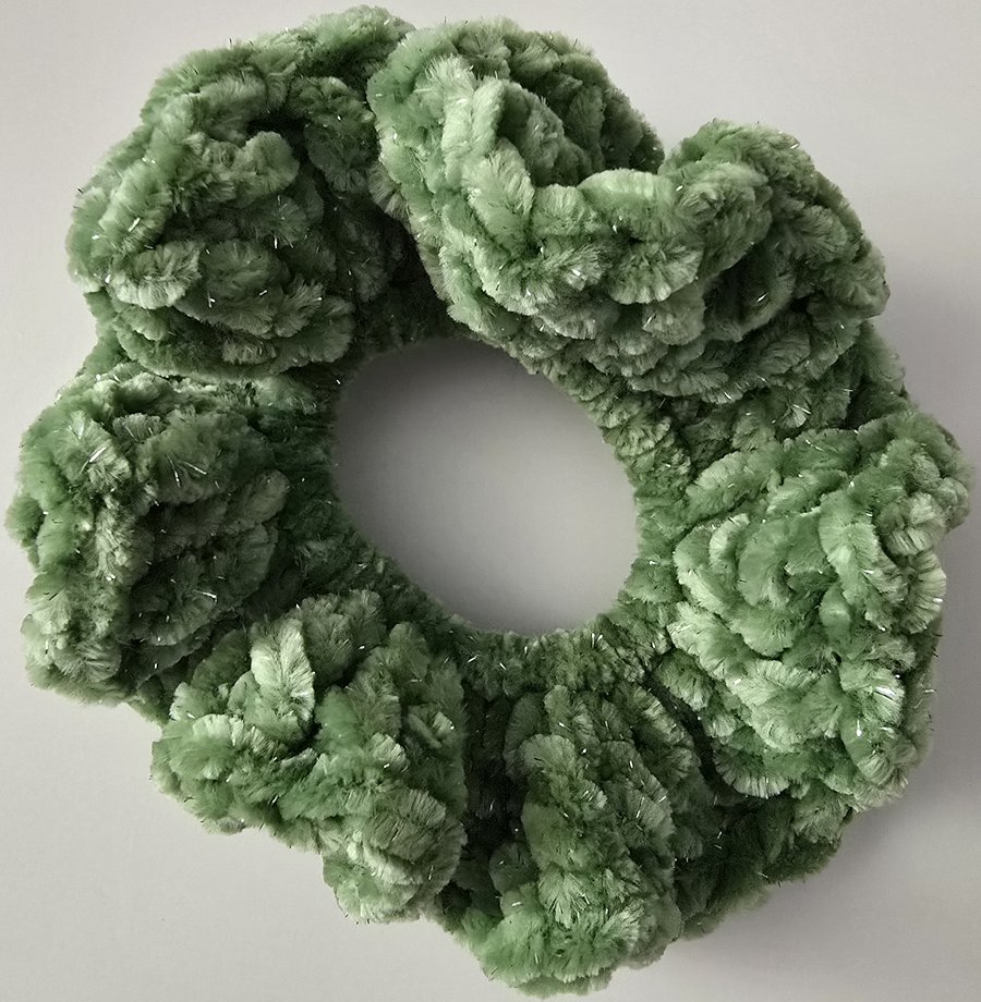 Watercress Sparkle Velvet Scrunchies product image (1)