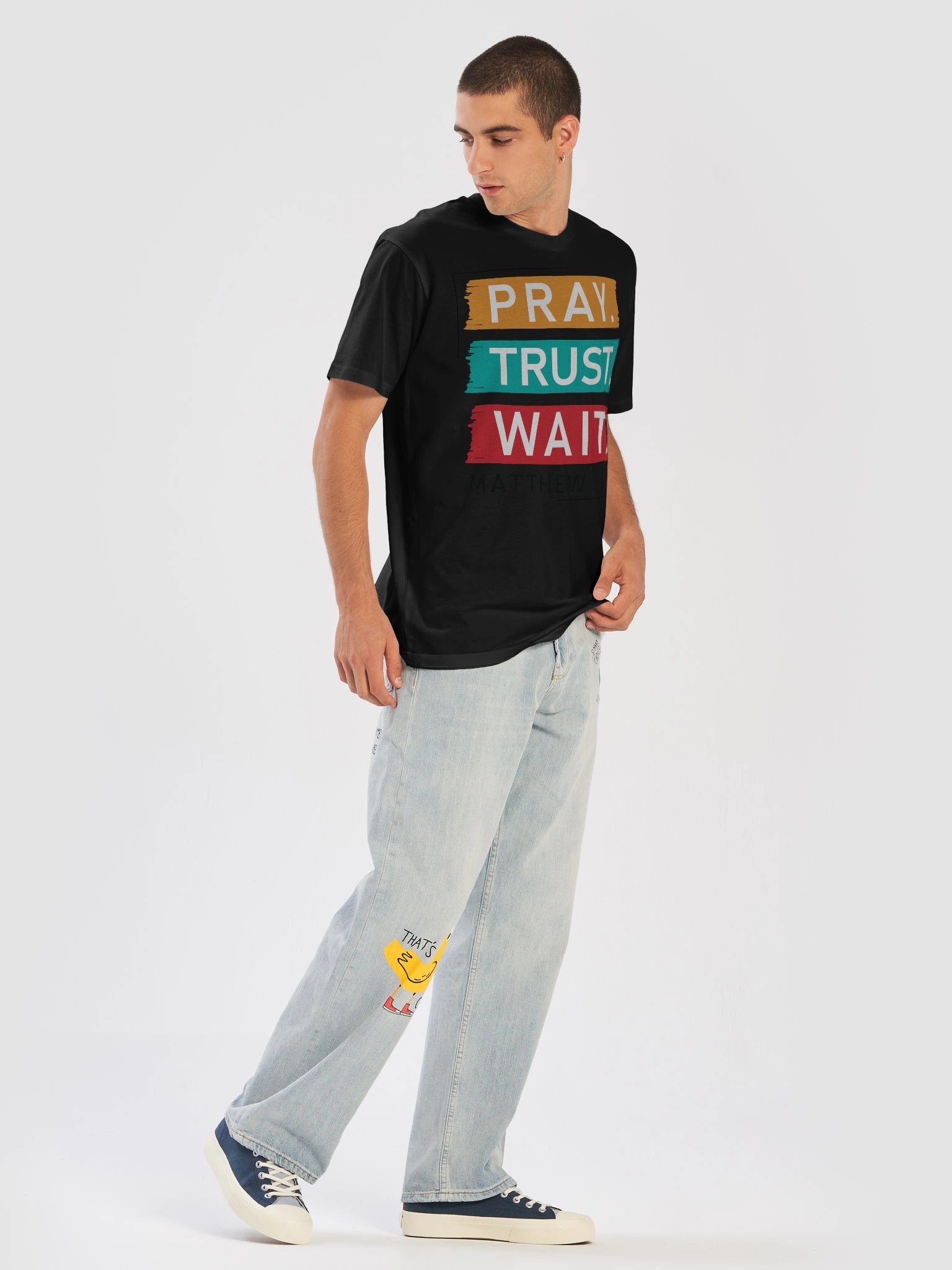 Pray Trust Wait Christian T-Shirt product image (5)