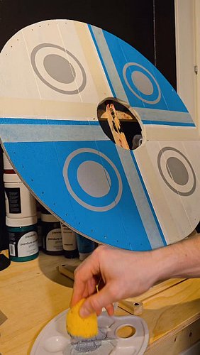 Ny Standard-Sköld till sköldlagret (webbutiken). Testar nya mönster och färgkombinationer för att utvidga sköldsortimentet oc...