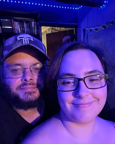@itzhydeous1 and my wife jennifer (misshydeous2000)