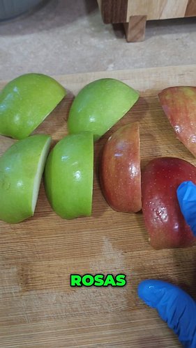Receta Fácil: Hojaldras Elegantes con Manzana para Celebrar🍰🍴

 Ingredientes 
 * 1 caja de hojaldre con 2 hojas (Pepperidge F...