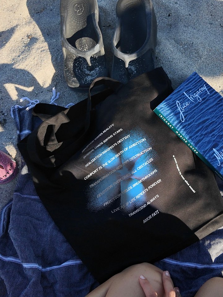 Manifesto Tote product image (1)