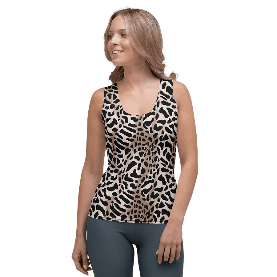 Café Giraffe Woman Tank Top product image (1)