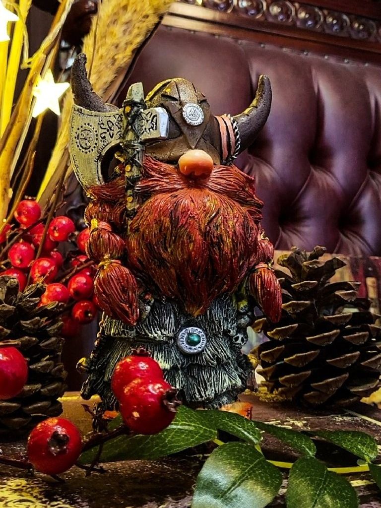 The Armored Kingdom Valgnome the Fearless Statue product image (5)