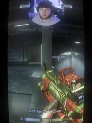 Pawkeye slays out for a 6 kill Streak in an intense Oddball match!