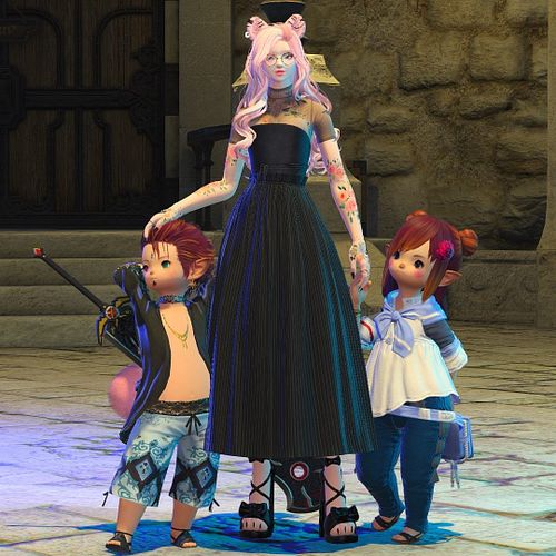 Just two lalafells and their momma! ❤️#ffxiv #lalafelllife #mumandkids #cute