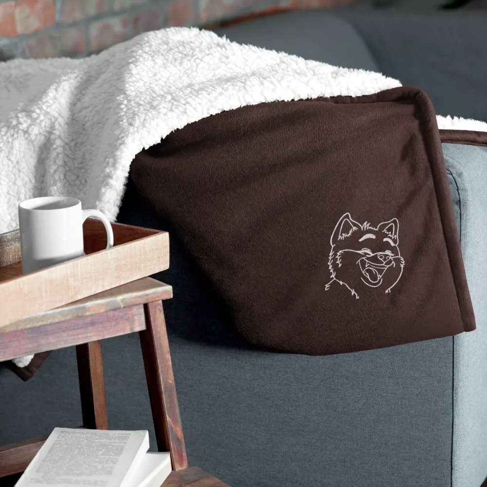 Kenji’s Cozy Sherpa Blanket product image (10)
