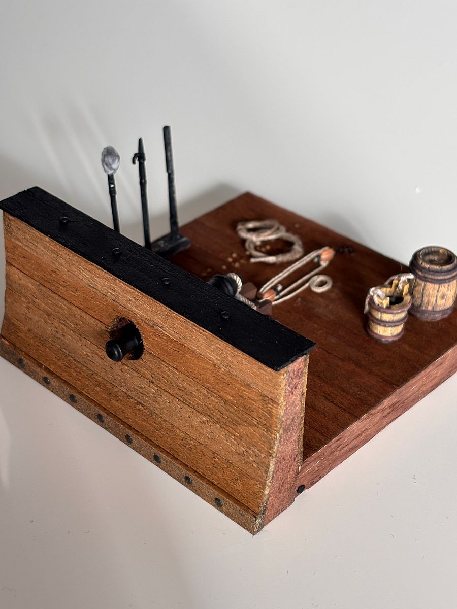 Wooden Diorama: Cannon Aboard a Historic Ship - brown ship version product image (4)